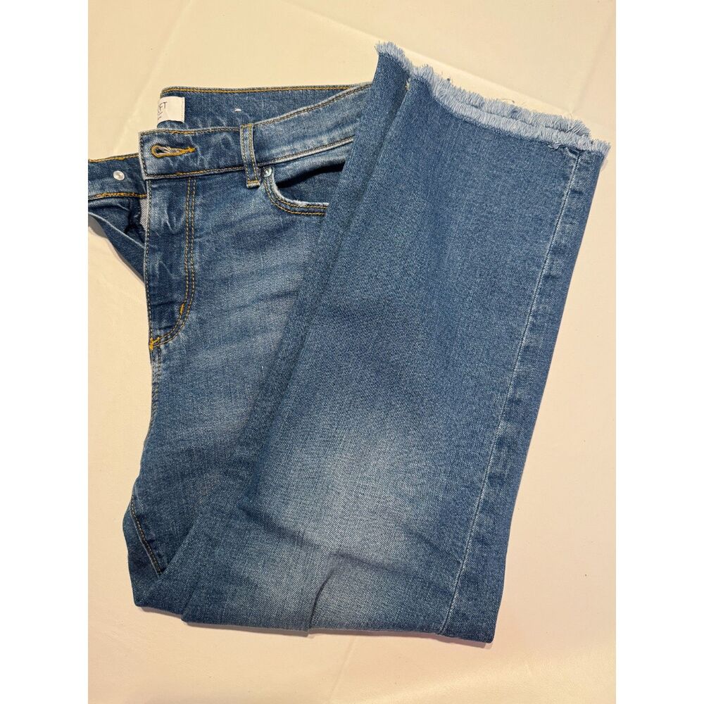 LOFT Outlet Cropped Straight Fray Hem Jeans Medium Wash Petite Size 8 / 29